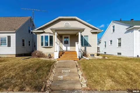 2307 19th Ave, Moline, IL 61265 photo 1