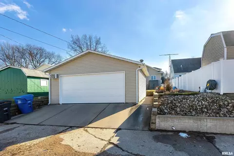2307 19th Ave, Moline, IL 61265 photo 25