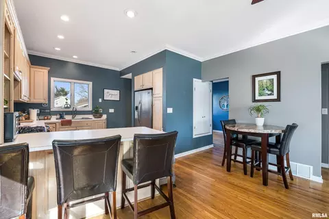 2307 19th Ave, Moline, IL 61265 photo 8