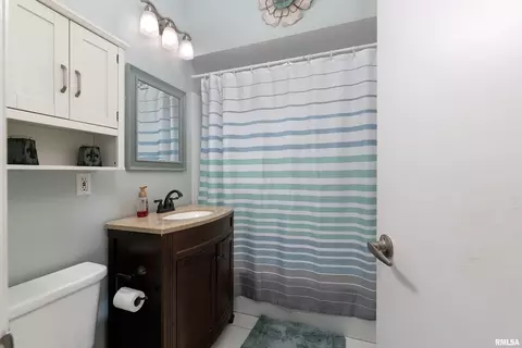 2307 19th Ave, Moline, IL 61265 photo 13