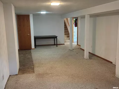 1181 34th St, Moline, IL 61265 photo 10