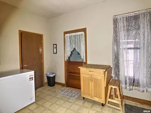 829 7th Ave, Fulton, IL 61252 photo 10