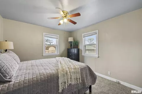 409 10th Ave, Silvis, IL 61282 photo 13