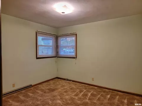 904 19th Ave, Moline, IL 61265 photo 13