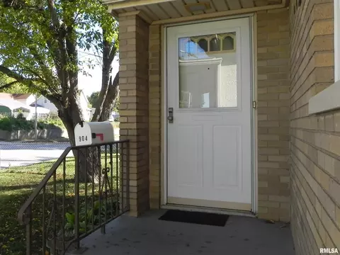 904 19th Ave, Moline, IL 61265 photo 3