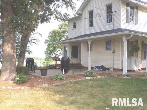 796 240th St, Viola, IL 61486 photo 3