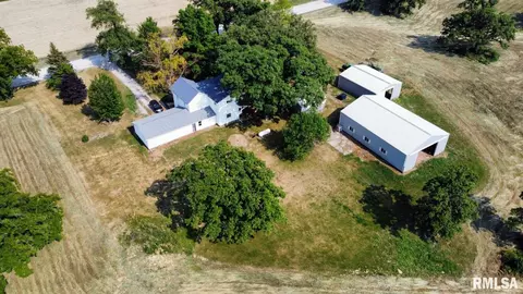 796 240th St, Viola, IL 61486 photo 7