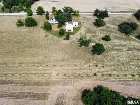 796 240th St, Viola, IL 61486 photo 9