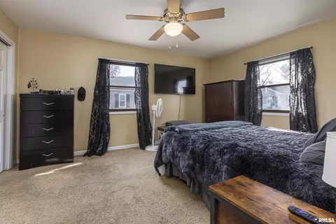 802 Carter St, Marion, IL 62959 photo 13