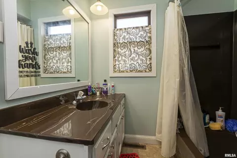 802 Carter St, Marion, IL 62959 photo 18