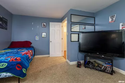 802 Carter St, Marion, IL 62959 photo 17