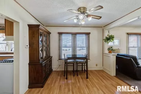 1801 32nd St, Moline, IL 61265 photo 10