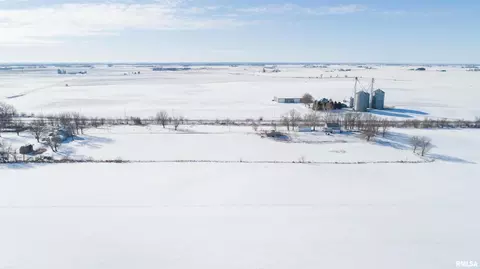 19270 Fellows Rd, Morrison, IL 61270 photo 29