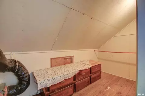 19270 Fellows Rd, Morrison, IL 61270 photo 18
