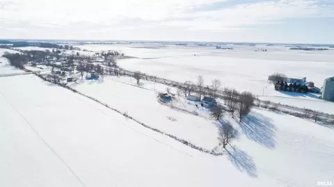 19270 Fellows Rd, Morrison, IL 61270 photo 5