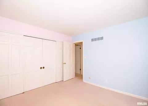 2631 35th St, Moline, IL 61265 photo 25