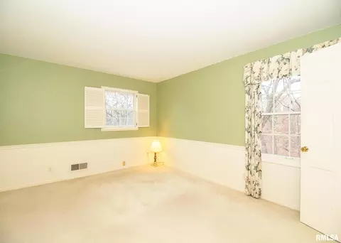 2631 35th St, Moline, IL 61265 photo 21