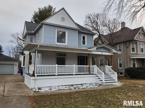 117 W Division St, Kewanee, IL 61443