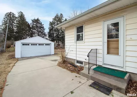 4320 16th Ave, Moline, IL 61265 photo 5