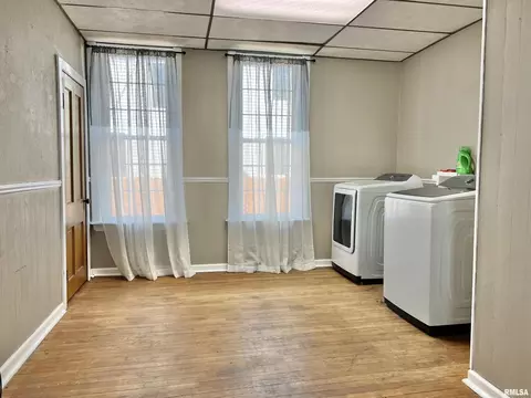 257 E Flagg St, Walcott, IA 52773 photo 13