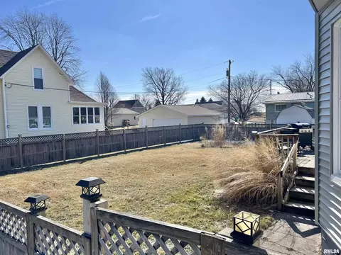 257 E Flagg St, Walcott, IA 52773 photo 26