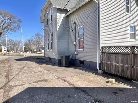 257 E Flagg St, Walcott, IA 52773 photo 34