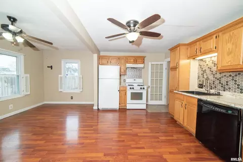 1703 10th St, Moline, IL 61265 photo 10