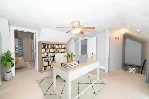 1703 10th St, Moline, IL 61265 photo 8
