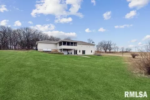20810 Mathew Rd, Morrison, IL 61270 photo 5