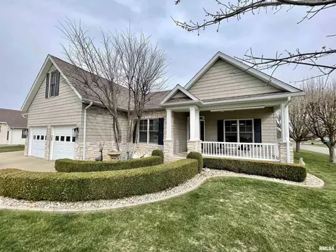 406 Legacy Dr, Herrin, IL 62948 photo 3