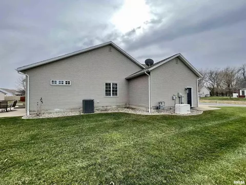 406 Legacy Dr, Herrin, IL 62948 photo 46