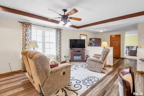 545 Sadler Rd, Anna, IL 62906 photo 4