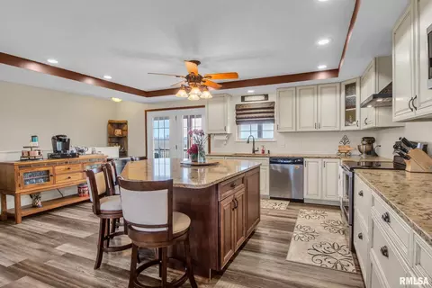 545 Sadler Rd, Anna, IL 62906 photo 7