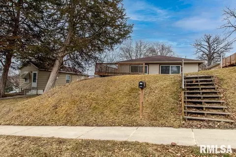 207 5th St, Silvis, IL 61282 photo 15