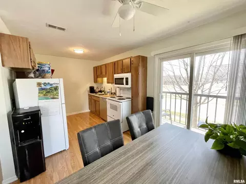 1816 53rd St, Moline, IL 61265 photo 5