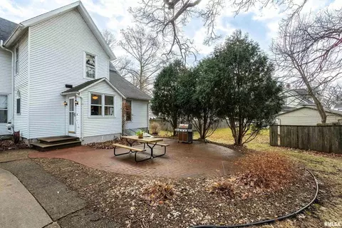 607 N Orange St, Morrison, IL 61270 photo 32