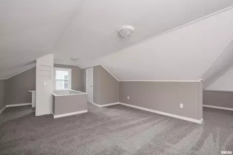 2128 3rd St, Moline, IL 61265 photo 19