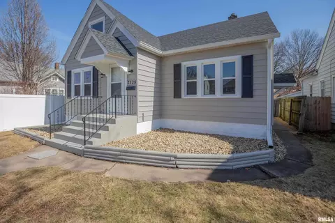 2128 3rd St, Moline, IL 61265 photo 1