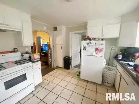 2316 45th St, Moline, IL 61265 photo 5