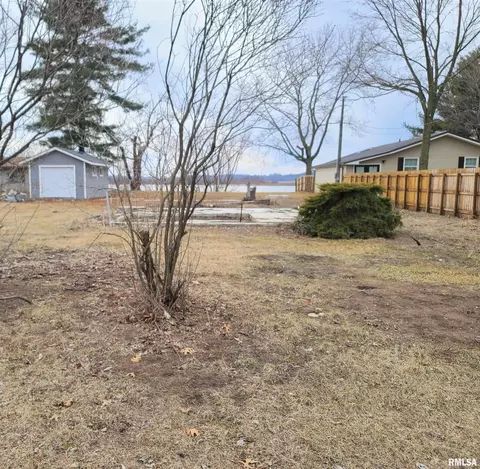 3244 Tammy Ln, Thomson, IL 61285 photo 2