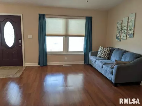 104 Westbrook Dr, Springfield, IL 62702 photo 3
