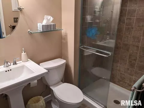 104 Westbrook Dr, Springfield, IL 62702 photo 13