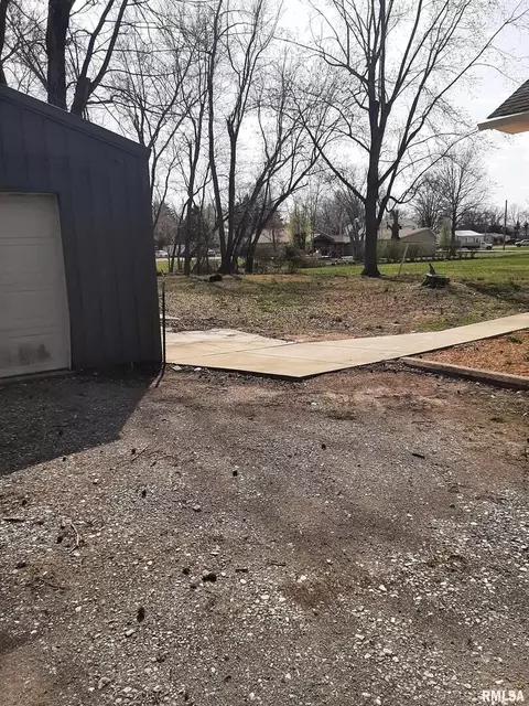 304 E Alexander St, Energy, IL 62933 photo 16