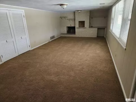 3442 50th St, Moline, IL 61265 photo 17