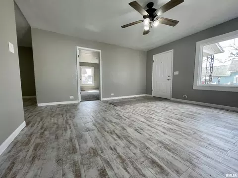 112 N 12th St, Herrin, IL 62948 photo 15