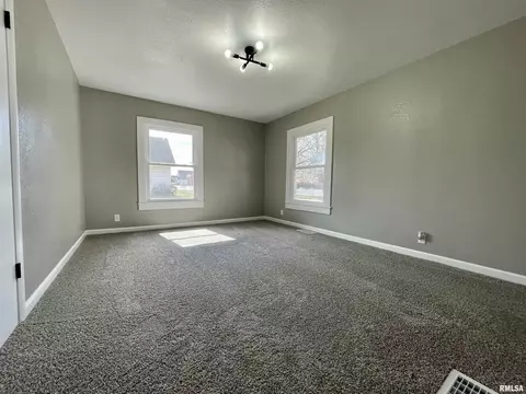 112 N 12th St, Herrin, IL 62948 photo 13