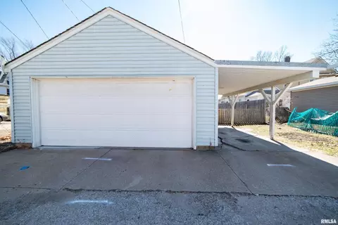 1611 12th Ave, Moline, IL 61265 photo 22