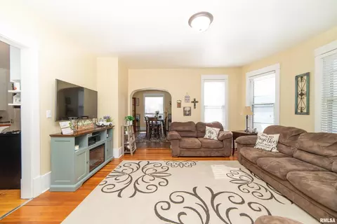 1611 12th Ave, Moline, IL 61265 photo 6