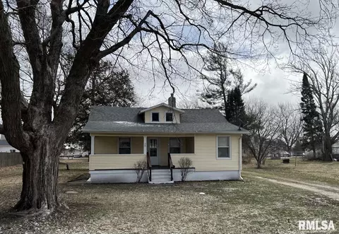 403 SE 6th Ave, Galva, IL 61434