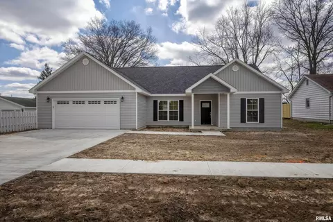 405 E Reeves St, Marion, IL 62959 photo 1